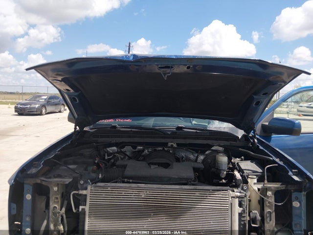 Продажа на аукционе авто 2018 Chevrolet Silverado 1500 1lt, vin: 3GCPCRECXJG273893, номер лота: 44703963