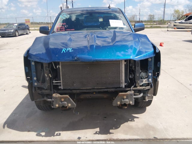Продажа на аукционе авто 2018 Chevrolet Silverado 1500 1lt, vin: 3GCPCRECXJG273893, номер лота: 44703963