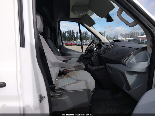 1FTYR3XM8HKB26528 Ford Transit-250