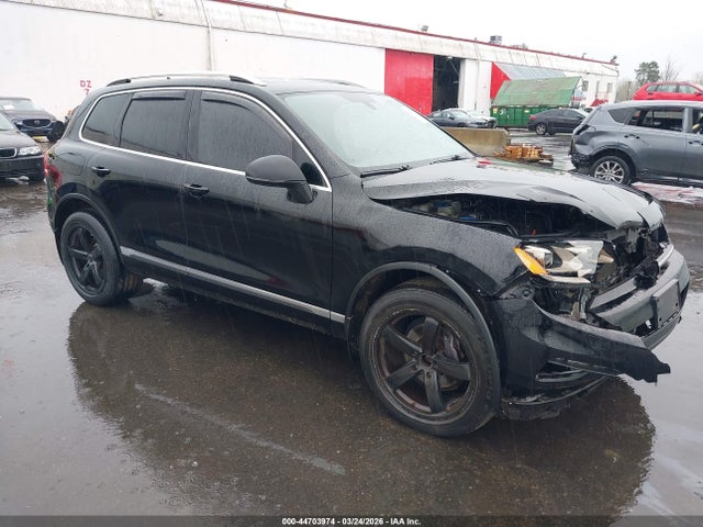 2013 VOLKSWAGEN TOUAREG WVGEP9BP8DD003366