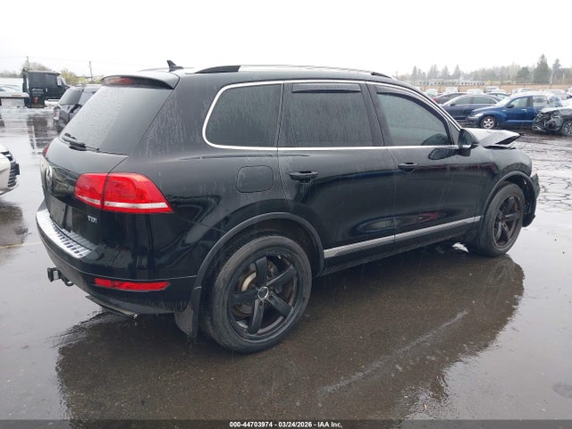 2013 VOLKSWAGEN TOUAREG WVGEP9BP8DD003366 Photo 3