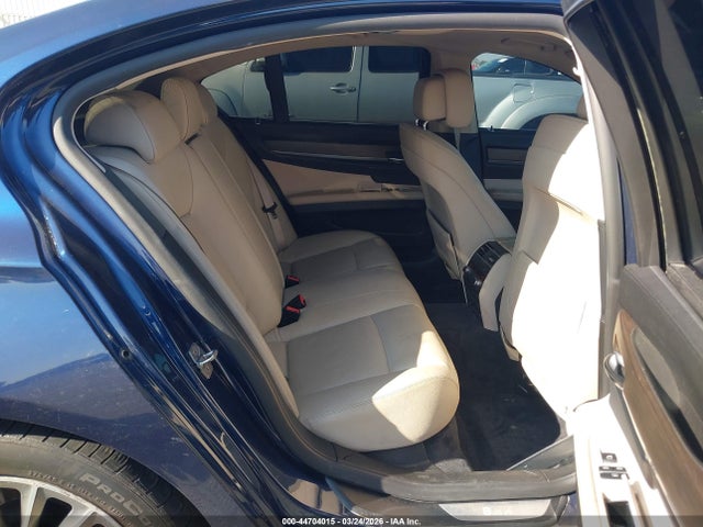2011 BMW 740I WBAKA4C53BC613233 Photo 7