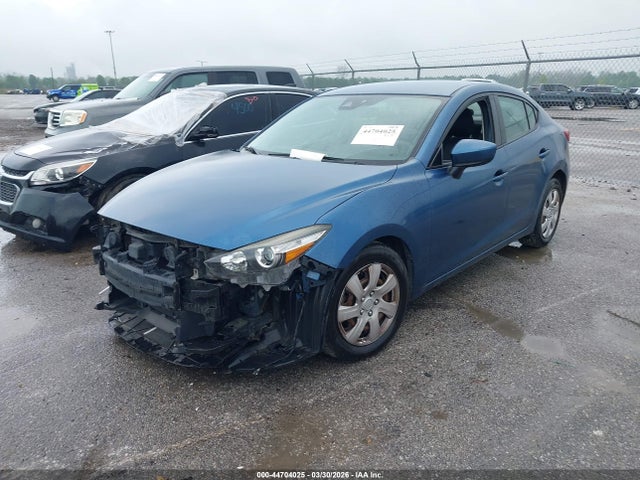 Продаж на аукціоні авто 2018 Mazda Mazda3 Sport, vin: 3MZBN1U76JM172553, номер лоту: 44704025