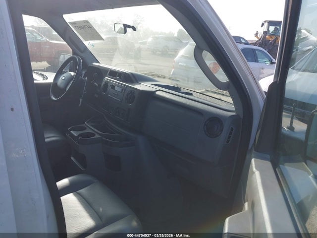 2010 FORD E-250 1FTNE2EL3ADA47586 Photo 4