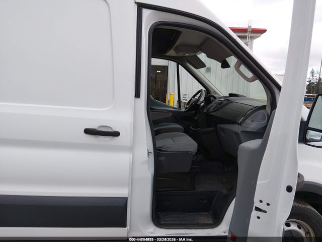 1FTYR3XM2HKB27951 Ford Transit-250