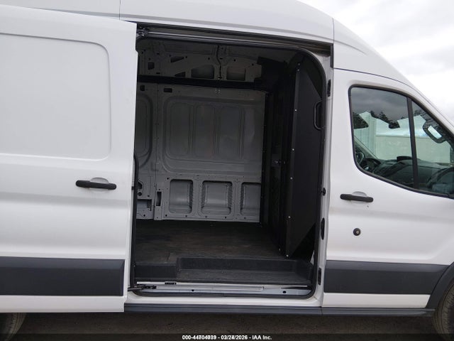 1FTYR3XM2HKB27951 Ford Transit-250