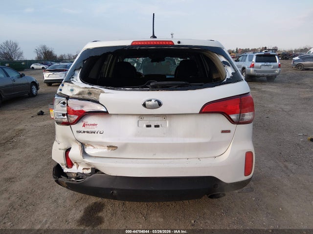 5XYKTCA61EG546098 KIA SORENTO LX