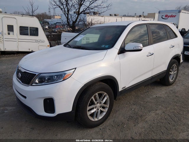 5XYKTCA61EG546098 KIA SORENTO LX