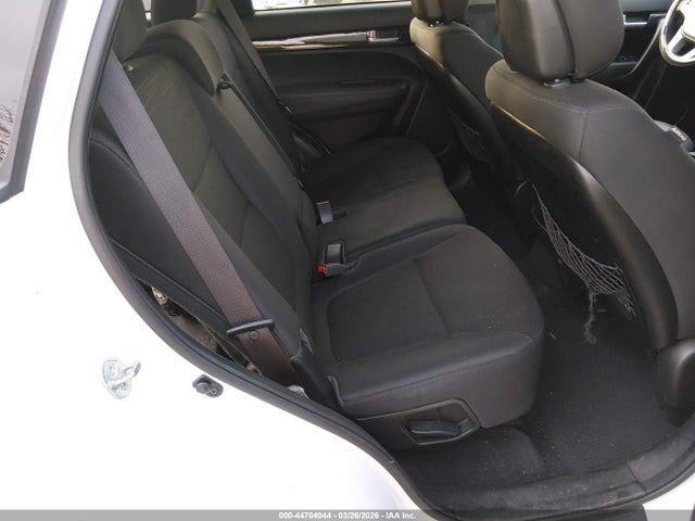 5XYKTCA61EG546098 KIA SORENTO LX