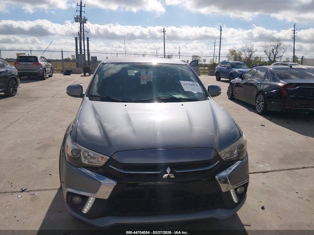 JA4AP3AW6JZ009863 Mitsubishi Outlander Sport 2.4 Se