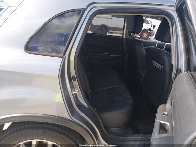 JA4AP3AW6JZ009863 Mitsubishi Outlander Sport 2.4 Se