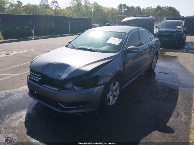 Aukcja sprzedaży 2015 Volkswagen Passat 1.8t Limited Edition, vin: 1VWAT7A33FC077284, numer aukcji: 44704059