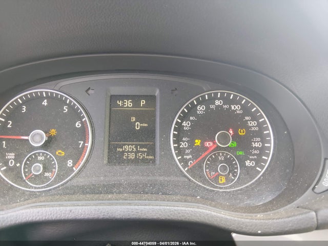 Aukcja sprzedaży 2015 Volkswagen Passat 1.8t Limited Edition, vin: 1VWAT7A33FC077284, numer aukcji: 44704059