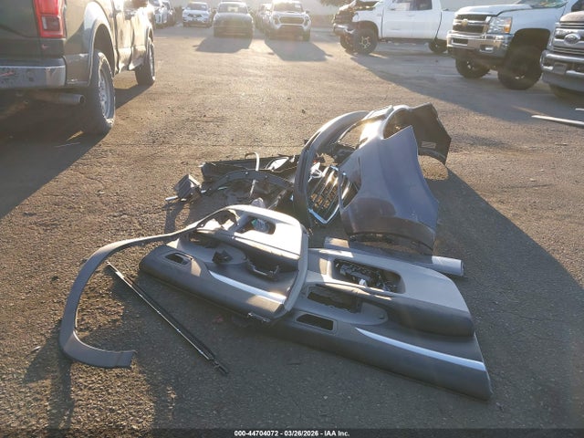 5TDZKRFH7GS169619 Toyota Highlander Le Plus V6