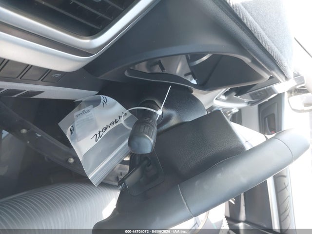 5TDZKRFH7GS169619 Toyota Highlander Le Plus V6