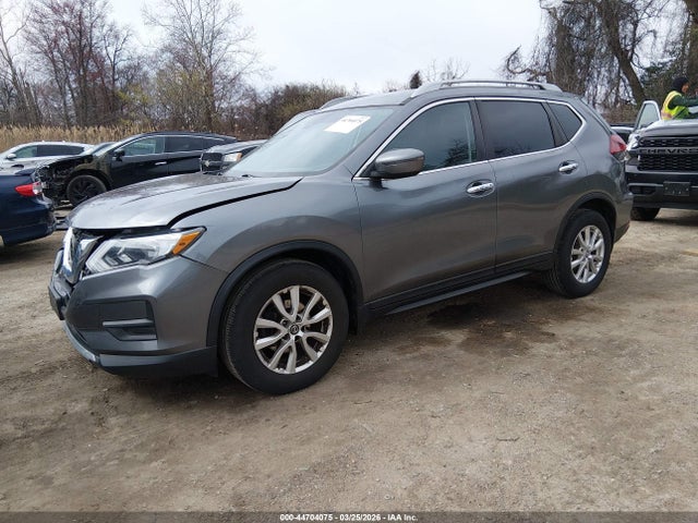 44704075 :رقم المزاد ، 5N1AT2MT3LC725585 vin ، 2020 Nissan Rogue S Fwd مزاد بيع