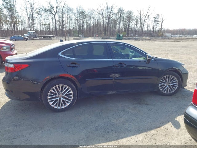 44704089 :رقم المزاد ، JTHBK1GG7D2058742 vin ، 2013 Lexus Es 350 مزاد بيع