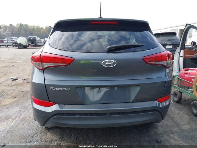 Продаж на аукціоні авто 2016 Hyundai Tucson Se, vin: KM8J23A41GU116095, номер лоту: 44704091