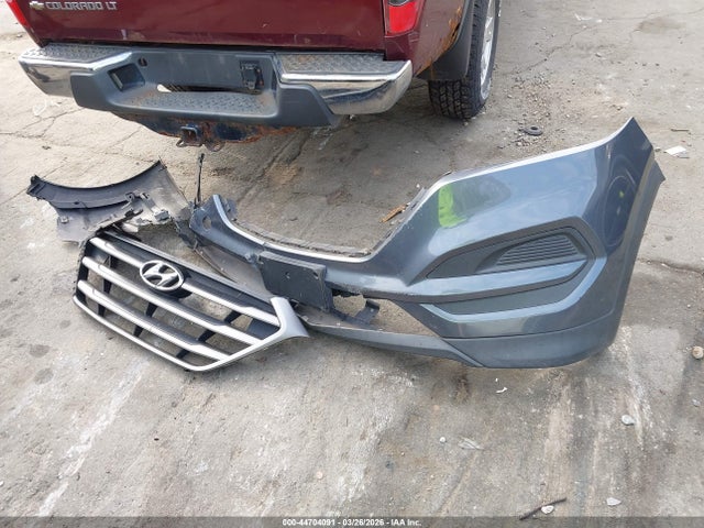 Продаж на аукціоні авто 2016 Hyundai Tucson Se, vin: KM8J23A41GU116095, номер лоту: 44704091