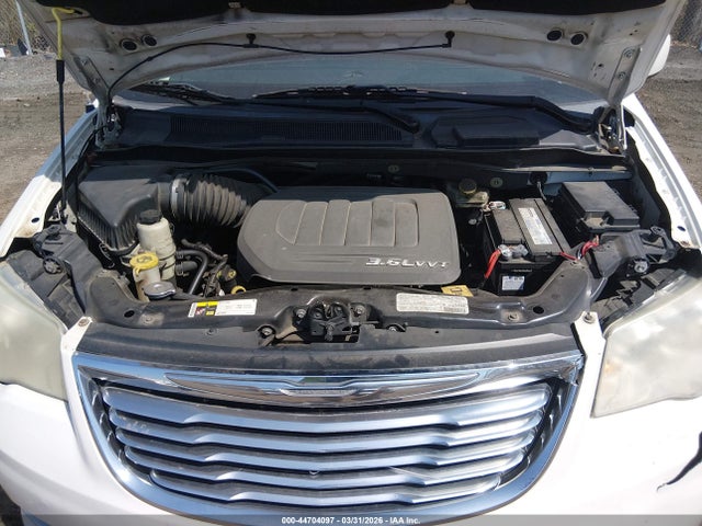 44704097 :رقم المزاد ، 2C4RC1BG9DR691197 vin ، 2013 Chrysler Town & Country Touring مزاد بيع