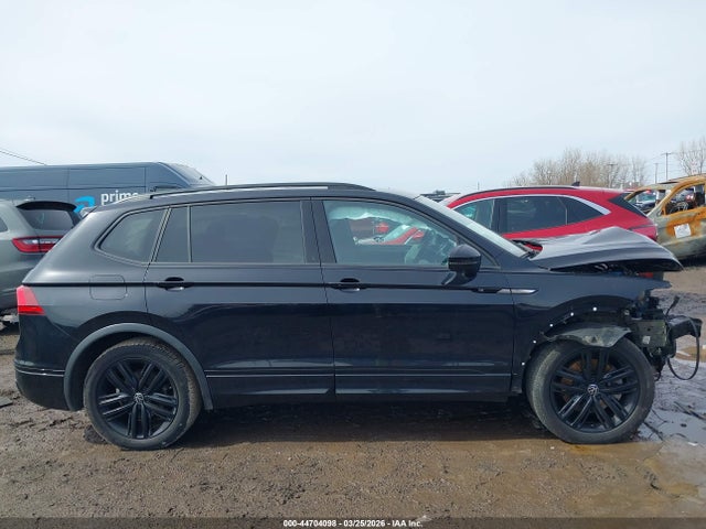 Aukcja sprzedaży 2022 Volkswagen Tiguan 2.0t Se R-line Black, vin: 3VV8B7AX1NM091321, numer aukcji: 44704098