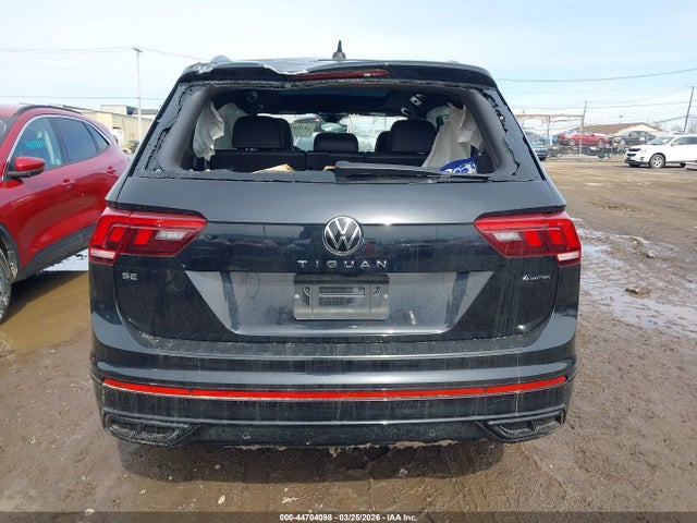 Aukcja sprzedaży 2022 Volkswagen Tiguan 2.0t Se R-line Black, vin: 3VV8B7AX1NM091321, numer aukcji: 44704098