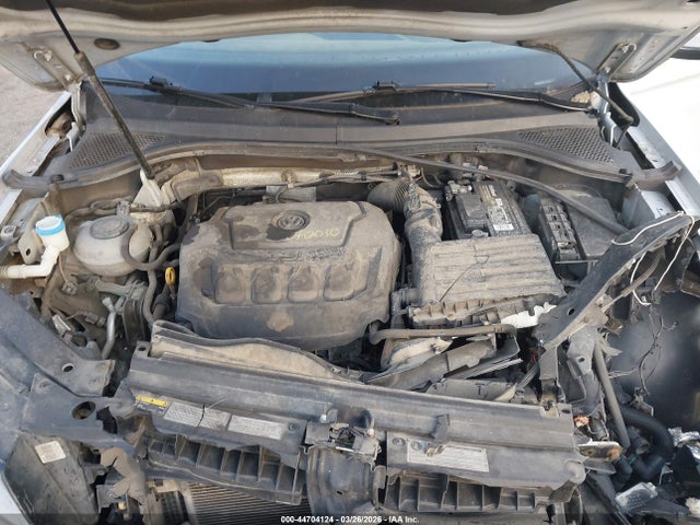 Продажа на аукционе авто 2018 Volkswagen Tiguan 2.0t S, vin: 3VV0B7AX1JM049996, номер лота: 44704124