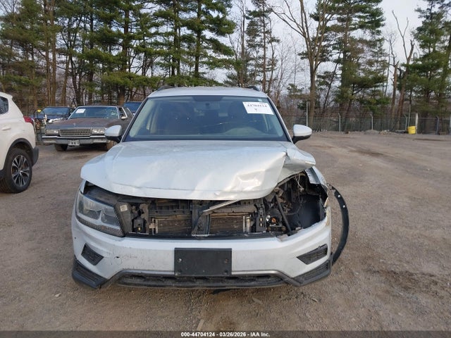 Продажа на аукционе авто 2018 Volkswagen Tiguan 2.0t S, vin: 3VV0B7AX1JM049996, номер лота: 44704124