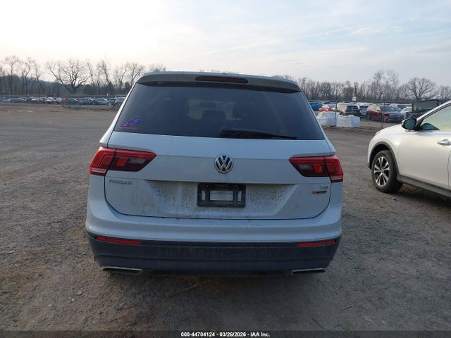 Продажа на аукционе авто 2018 Volkswagen Tiguan 2.0t S, vin: 3VV0B7AX1JM049996, номер лота: 44704124
