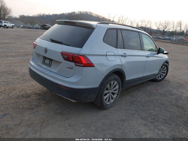 Продажа на аукционе авто 2018 Volkswagen Tiguan 2.0t S, vin: 3VV0B7AX1JM049996, номер лота: 44704124