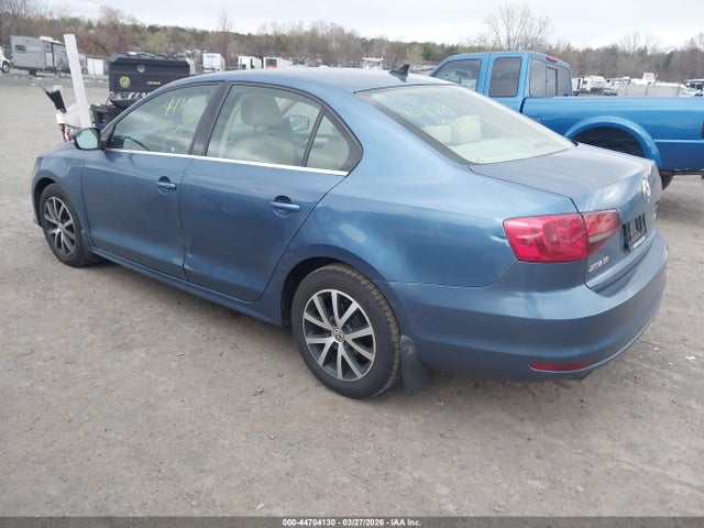 2017 Volkswagen Jetta 1.4t Se მანქანა იყიდება აუქციონზე, vin: 3VWDB7AJ2HM238854, აუქციონის ნომერი: 44704130