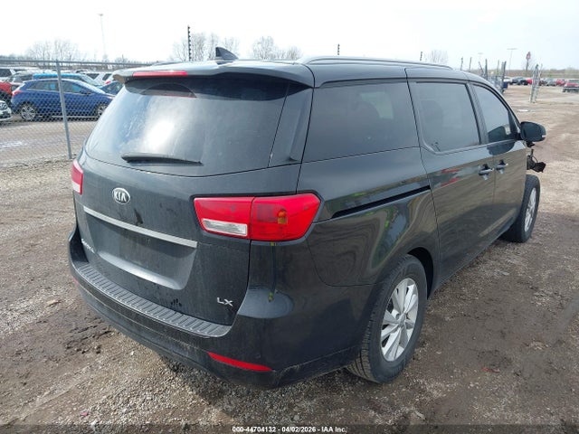 44704132 :رقم المزاد ، KNDMB5C14H6335350 vin ، 2017 Kia Sedona Lx مزاد بيع