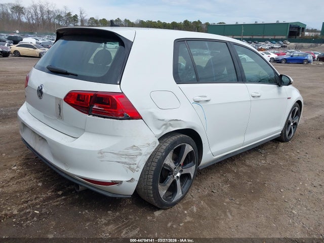 2017 VOLKSWAGEN GOLF GTI 3VW5T7AU7HM063836 Photo 3