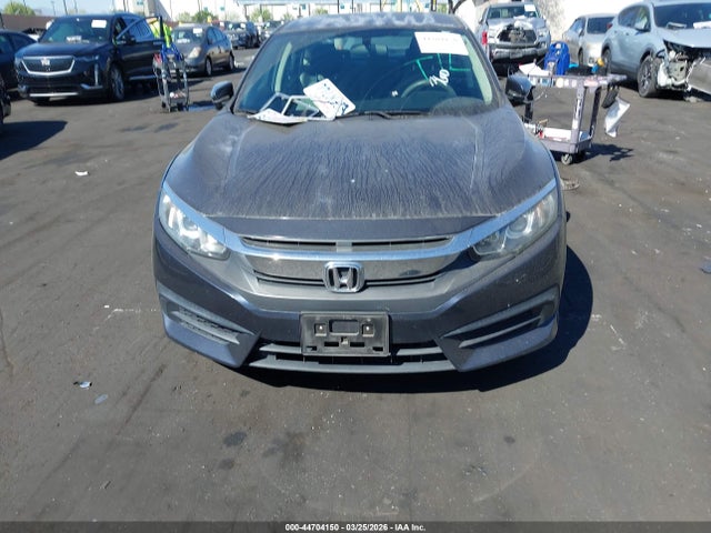 2HGFC2F51JH603618 Honda Civic Lx