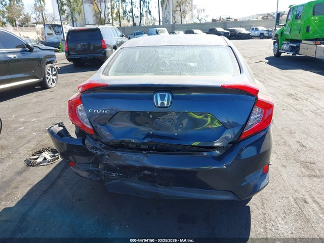 2HGFC2F51JH603618 Honda Civic Lx