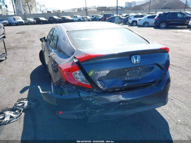 2HGFC2F51JH603618 Honda Civic Lx