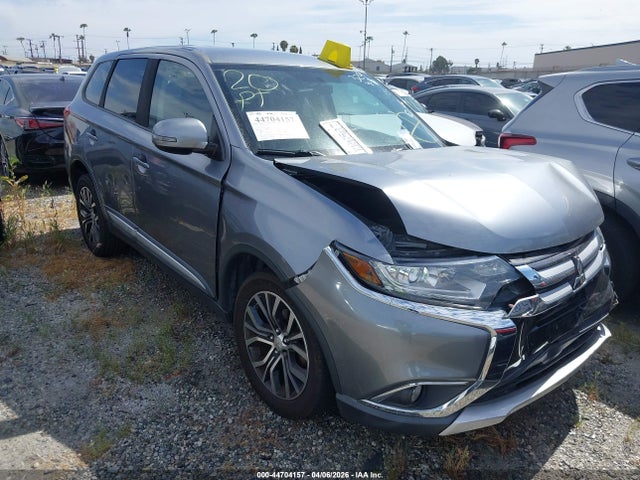2017 MITSUBISHI OUTLANDER JA4AD3A3XHZ007171 Photo 0