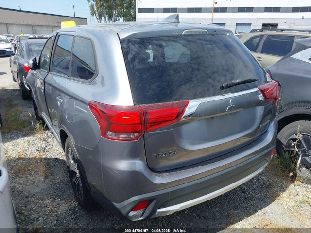 2017 MITSUBISHI OUTLANDER JA4AD3A3XHZ007171 Photo 2