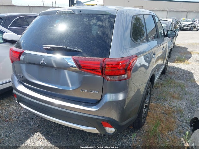 2017 MITSUBISHI OUTLANDER JA4AD3A3XHZ007171 Photo 3