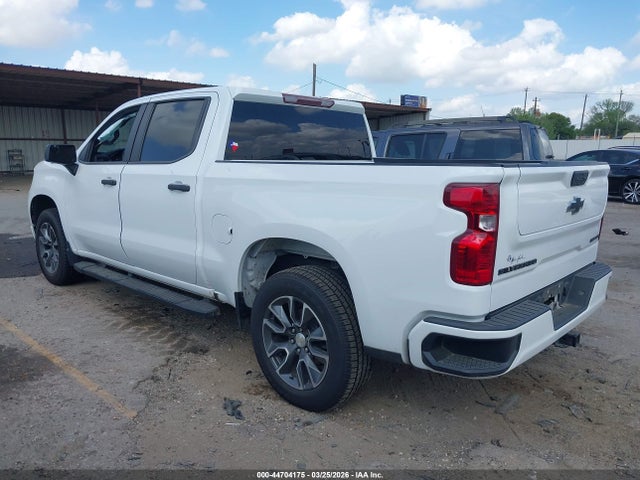 44704175 :رقم المزاد ، 3GCPABEK7NG649797 vin ، 2022 Chevrolet Silverado 1500 2wd  Short Bed Custom مزاد بيع