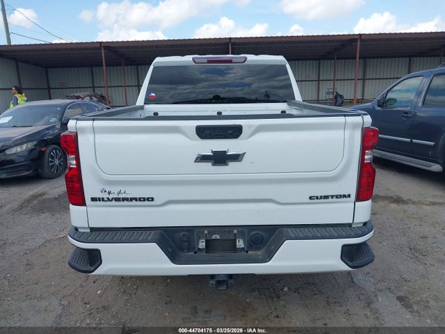 44704175 :رقم المزاد ، 3GCPABEK7NG649797 vin ، 2022 Chevrolet Silverado 1500 2wd  Short Bed Custom مزاد بيع