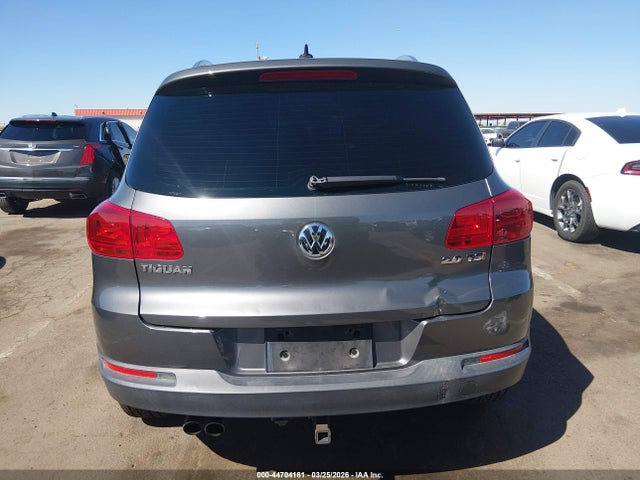 44704181 :رقم المزاد ، WVGAV3AX4EW545962 vin ، 2014 Volkswagen Tiguan Sel مزاد بيع