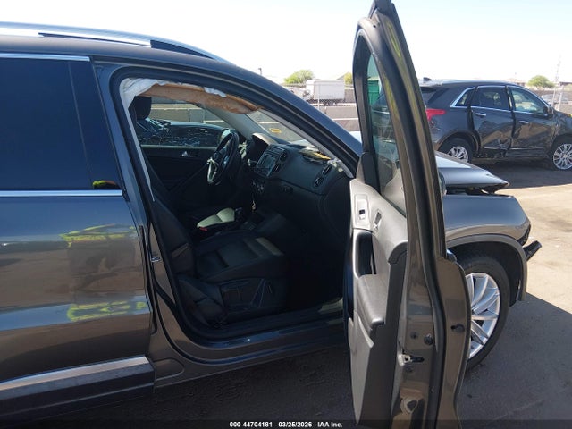2014 VOLKSWAGEN TIGUAN WVGAV3AX4EW545962 Photo 4