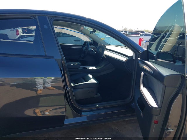 Продажа на аукционе авто 2024 Tesla Model Y Long Range Dual Motor All-wheel Drive, vin: 7SAYGDEE1RF160478, номер лота: 44704182