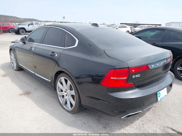 44704185 :رقم المزاد ، YV1A22ML2H1001987 vin ، 2017 Volvo S90 T6 Inscription مزاد بيع