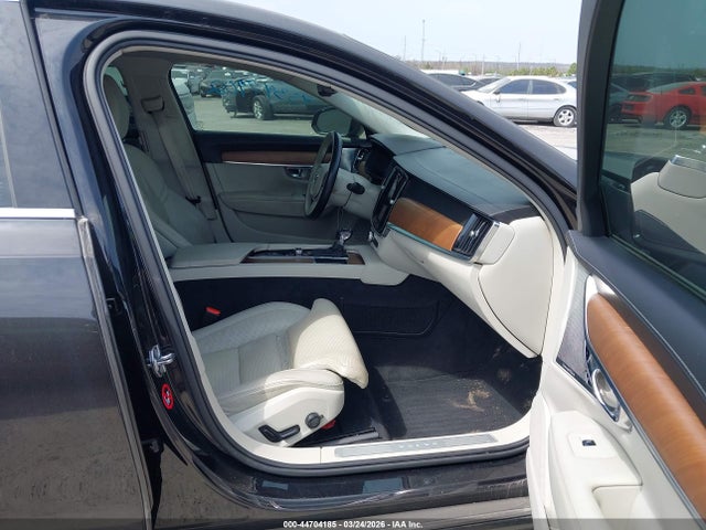44704185 :رقم المزاد ، YV1A22ML2H1001987 vin ، 2017 Volvo S90 T6 Inscription مزاد بيع