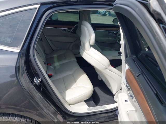 44704185 :رقم المزاد ، YV1A22ML2H1001987 vin ، 2017 Volvo S90 T6 Inscription مزاد بيع