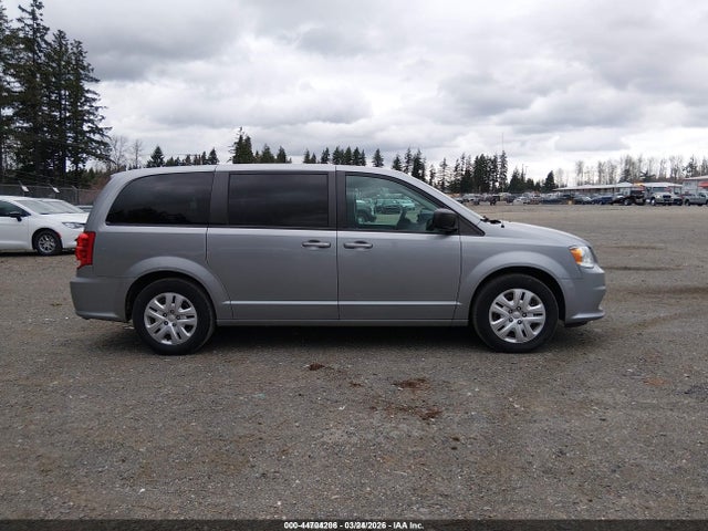 2C4RDGBGXJR309951 Dodge Grand Caravan Se