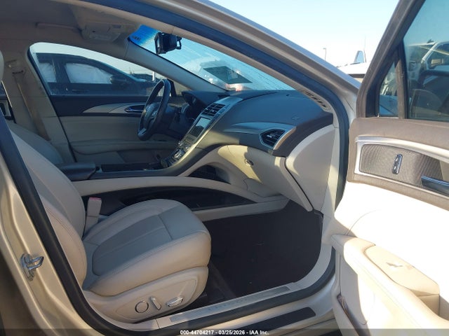 2017 LINCOLN MKZ HYBRID 3LN6L5KU7HR609222 Photo 4