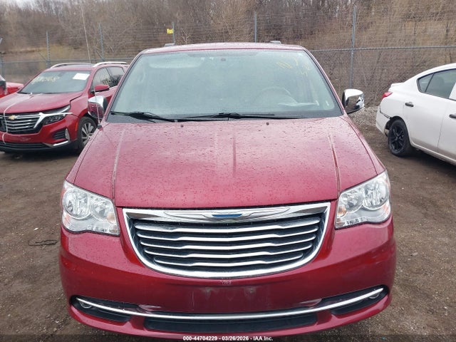 Продажа на аукционе авто 2013 Chrysler Town & Country Touring-l, vin: 2C4RC1CG7DR565225, номер лота: 44704229